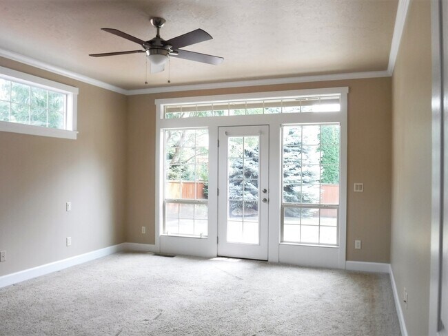 Building Photo - The perfect Eagle home with 3 bed, 3 bath, office, and bonus room! Located off Floating Feather b...