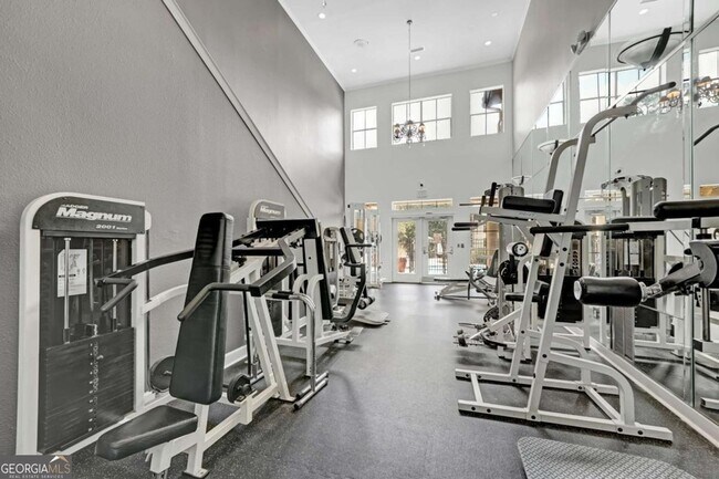 Building Photo - 3777 Peachtree Rd NE