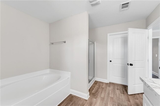 Building Photo - 2164 Savannah Dr
