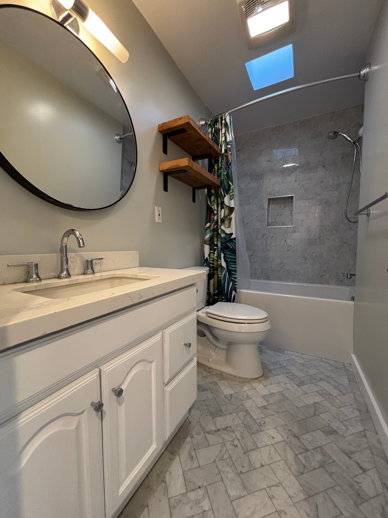Bathroom 2 - 840 20th St