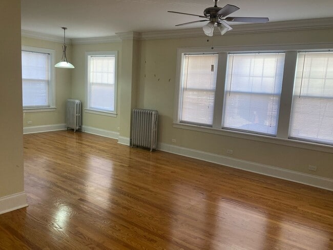 Building Photo - 4414 N Rockwell St