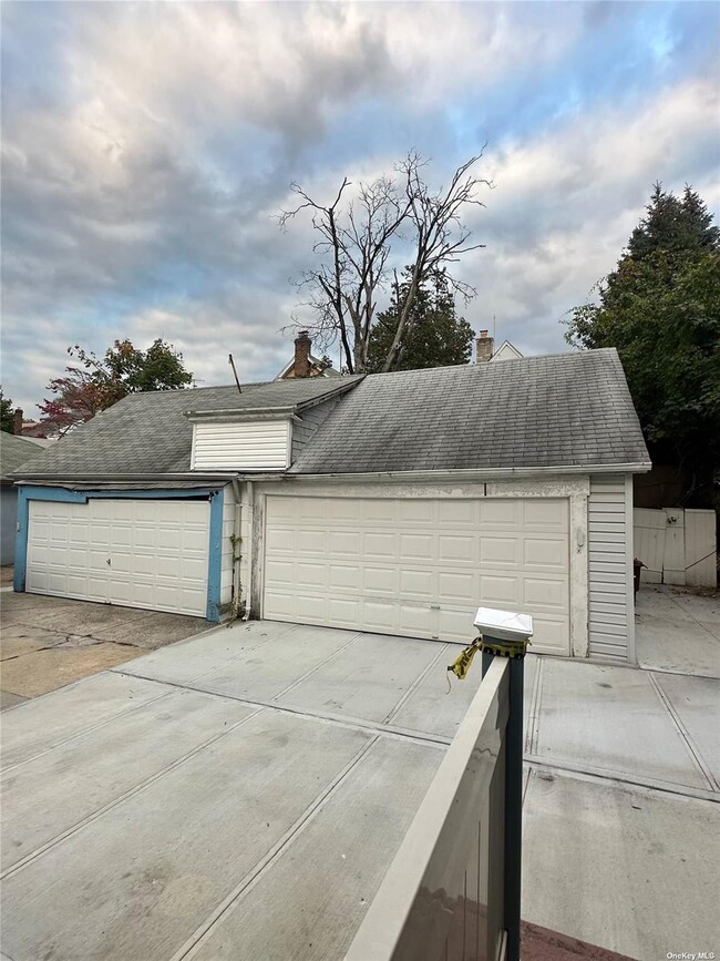 Building Photo - 84-31 122nd St