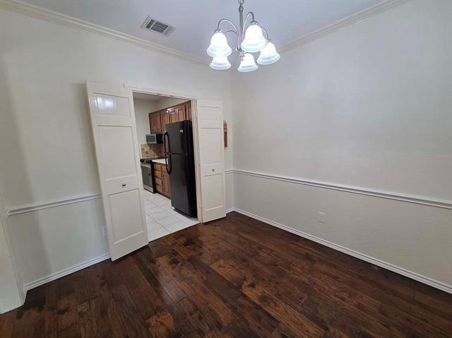 Building Photo - 5839 Lake Point Dr