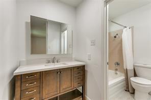 Building Photo - 2511 Beverly Hills Ln