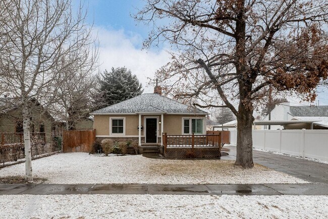 Primary Photo - Great Family Home in Excellent Location!