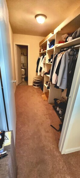 Building Photo - 1111 Arlington Blvd