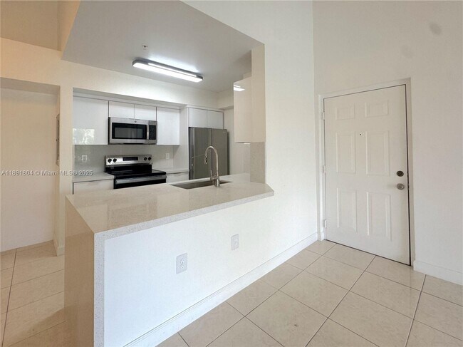Building Photo - 620 SW 111th Ave