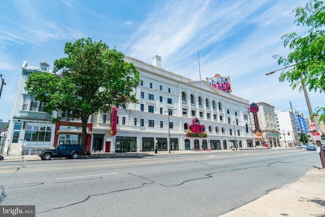 Building Photo - 813 N Broad St