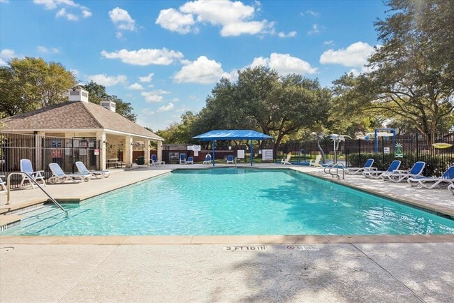 Building Photo - 11304 Autumn Ash Dr