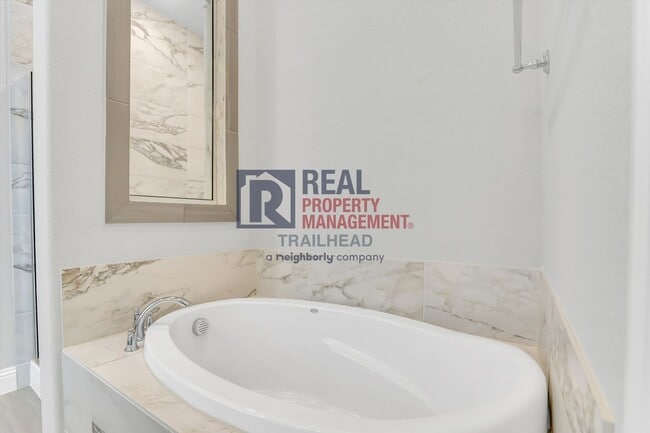 Building Photo - Spacious Home with Office & Media Room in Tavolo Park