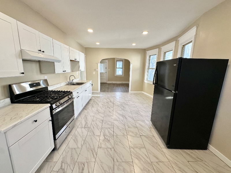 Building Photo - 25 Indian Spring Rd