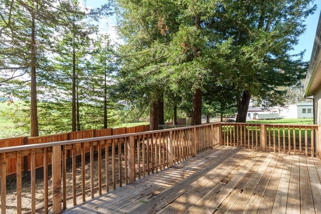 Building Photo - 3995 Roblar Rd