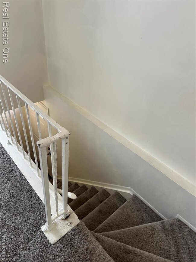 Building Photo - 102 Princeton Dr