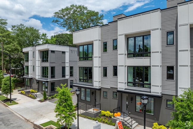 Building Photo - The Ormewood