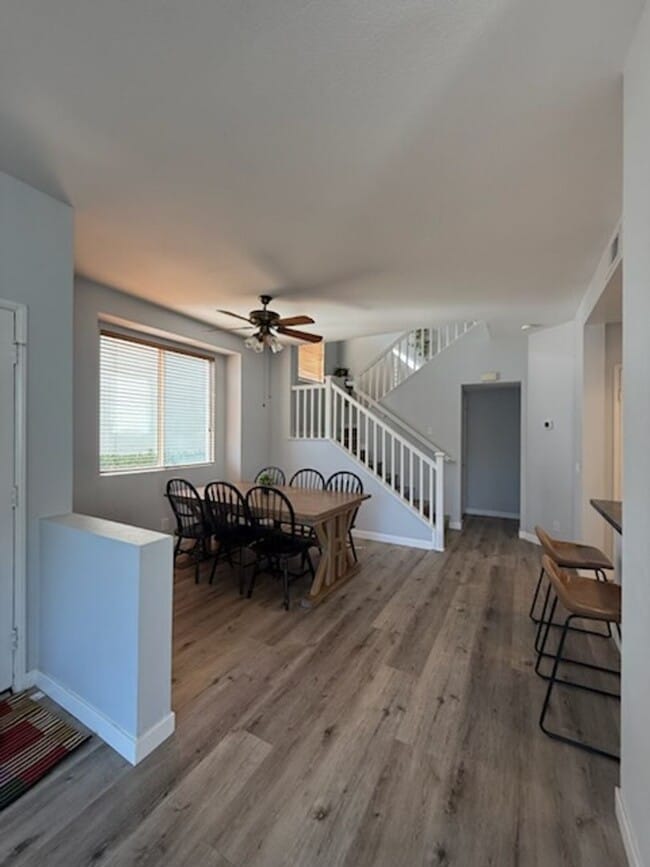 Building Photo - Nicely Renovated Home in Gated Community -...