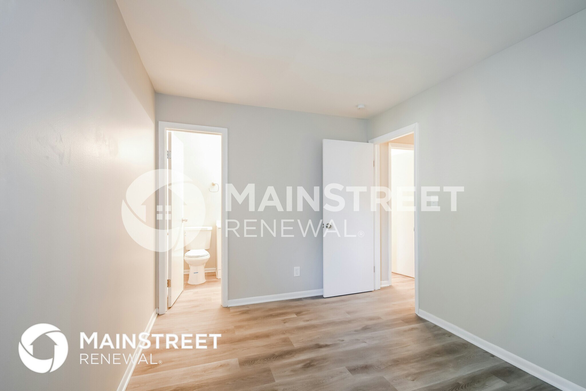 Building Photo - 6226 E 12th St