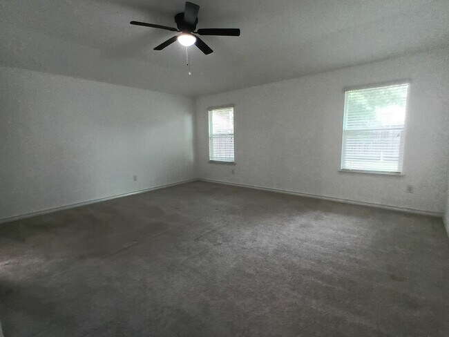 Building Photo - Spacious 4-Bedroom Home with Washer & Dryer Included in Riposa Vita Community!