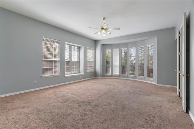 Building Photo - 5701 Chippewa Trail