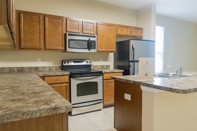 Building Photo - 625 Oakleaf Plantation Pkwy