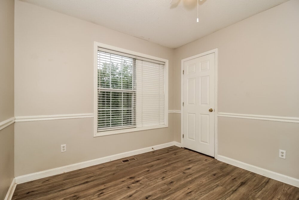 Building Photo - 28 Fernwick Ct