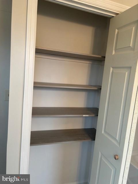 Building Photo - 254 Washington St