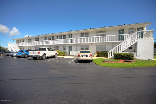 Primary Photo - 2186 Jimmy Buffett Mem Hwy