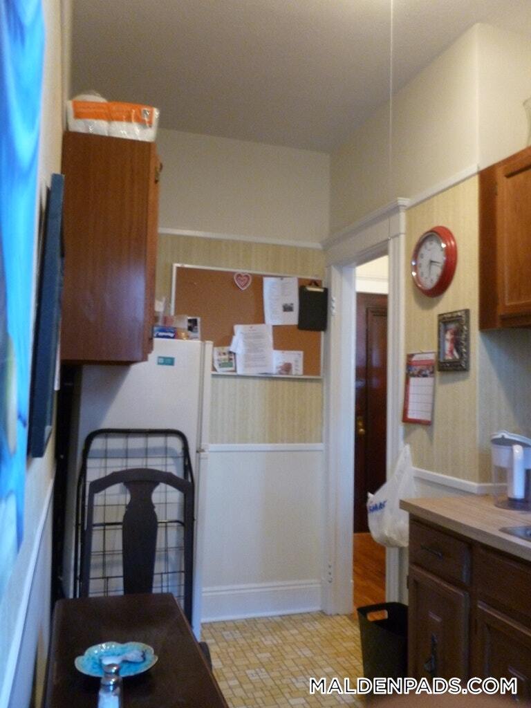 Building Photo - 17-19-19 Washington St S