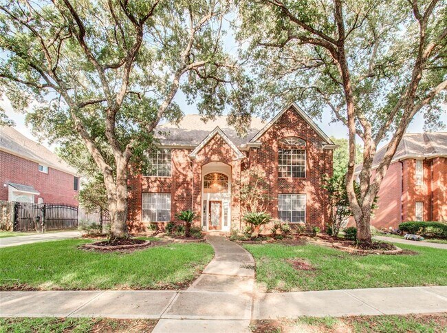 Primary Photo - 2735 Oakland Dr