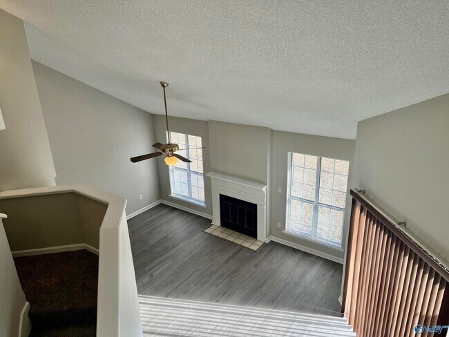 Building Photo - 127 Stone Meadow Ln