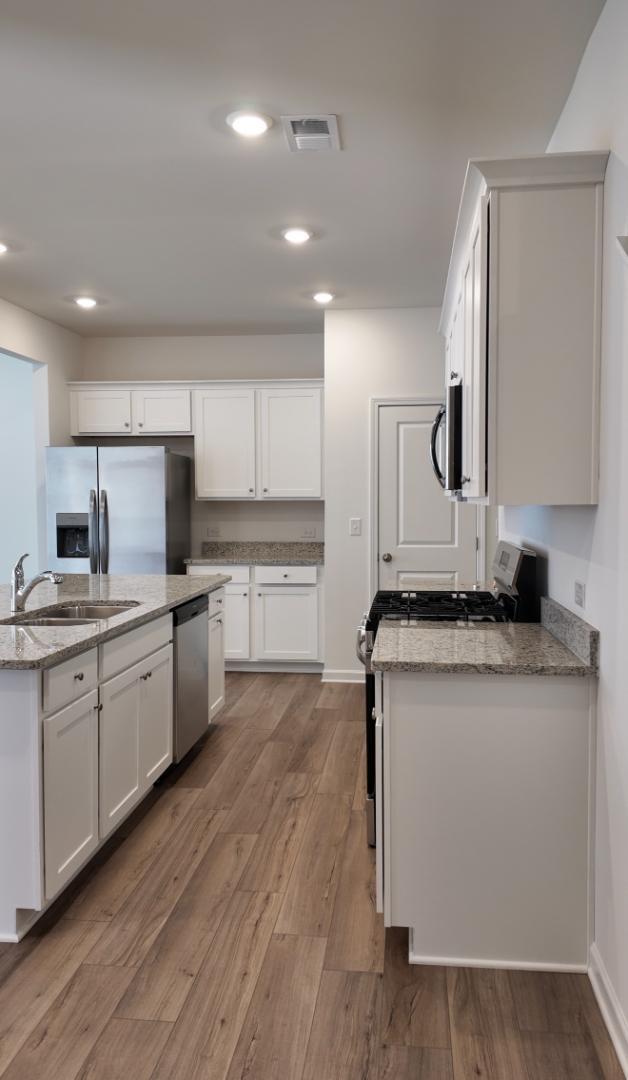 Building Photo - 136 Market St