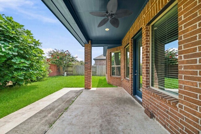 Building Photo - 10906 Perennial Mist Dr