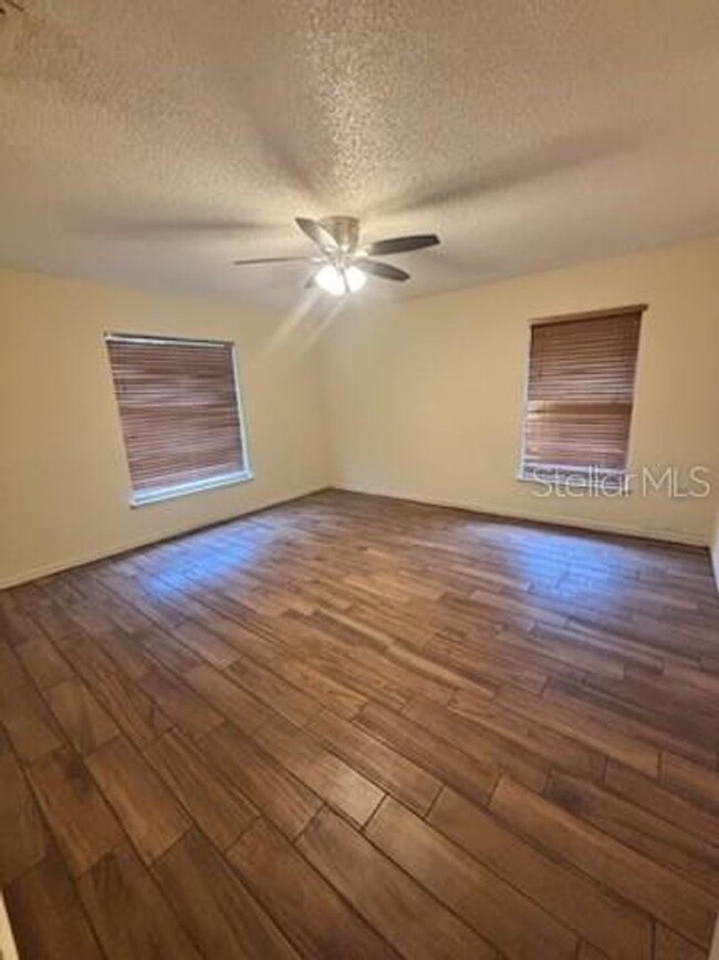 Building Photo - Orlando Rental