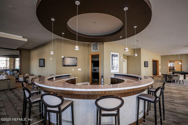 Building Photo - 1431 Riverplace Blvd