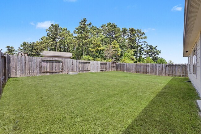 Building Photo - 18287 Woodpecker Trl