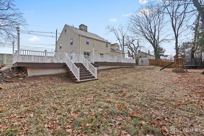 Building Photo - 95 Westons Mill Rd