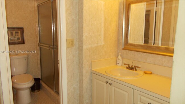 Building Photo - 3161 S Ocean Dr