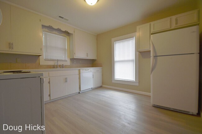Building Photo - 2 br, 2 bath House - 144 Saint Charles Ave NE