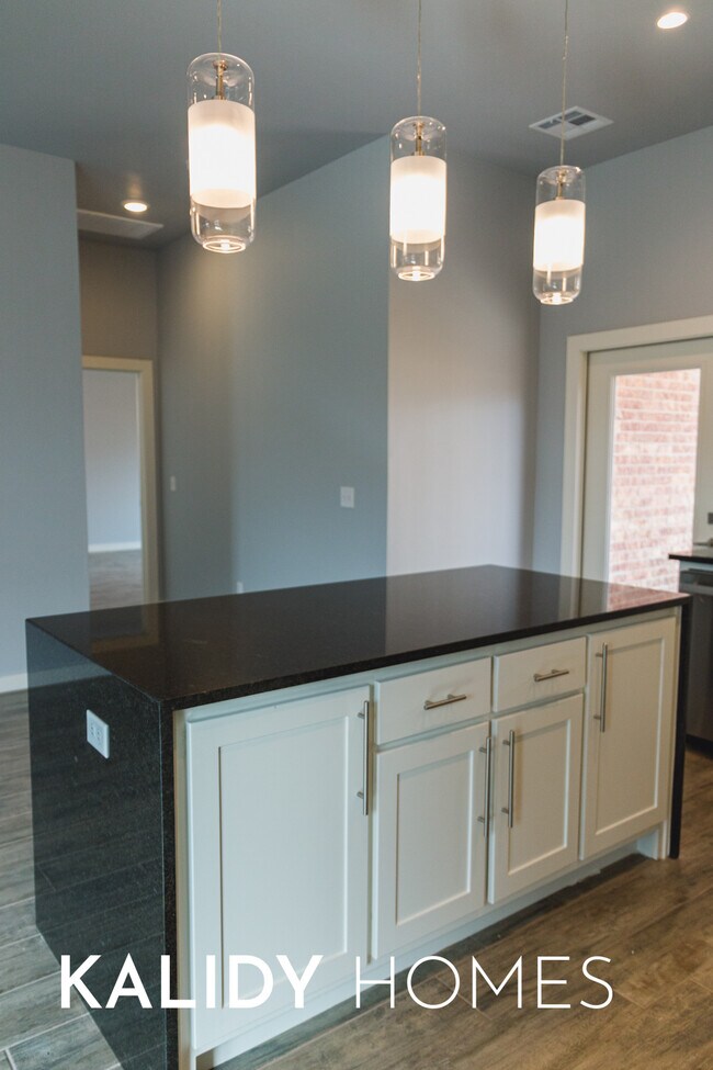 Building Photo - 508 Remington Ave