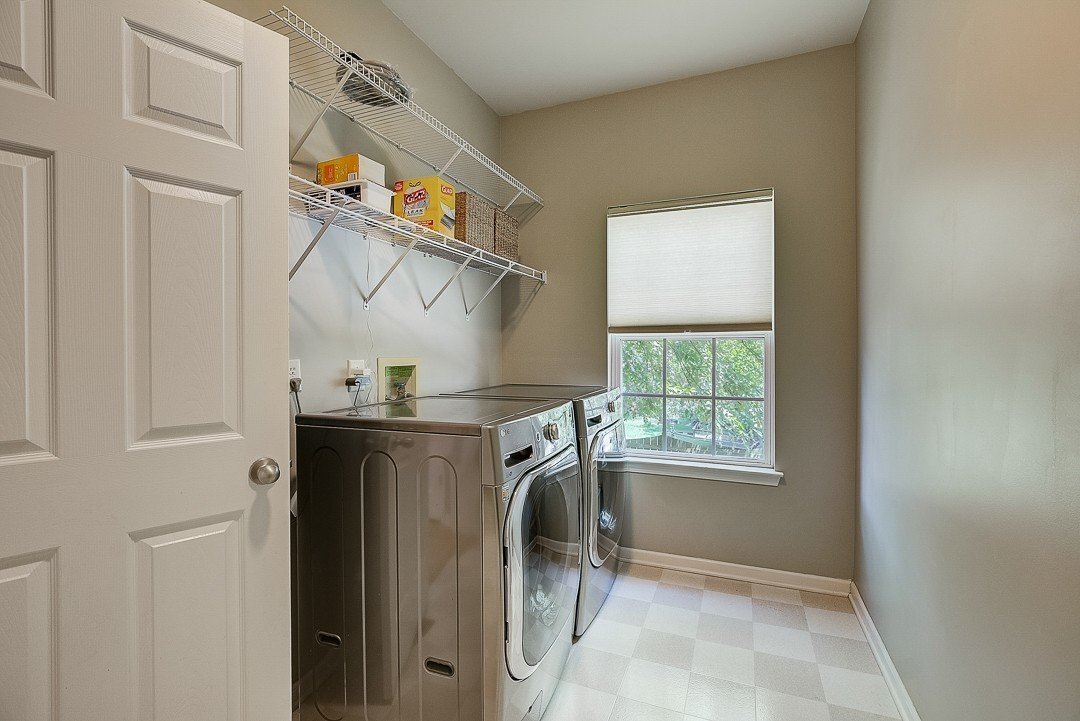 Building Photo - 1304 Fenner Ct