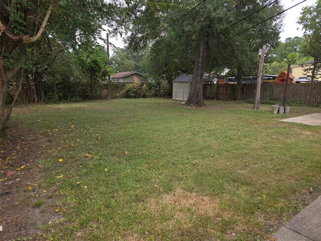 Building Photo - 5926 Black Maple Ln