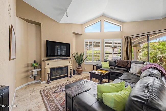 Building Photo - 4106 E Sunnyside Dr
