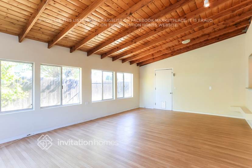 Building Photo - 5255 Ensley Ct