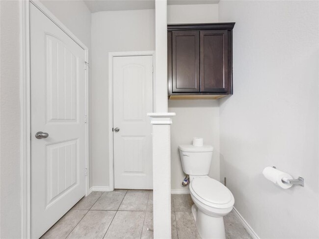 Building Photo - 137 Hematite Ln