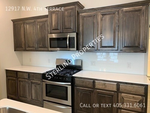 Building Photo - 12917 NW 4th Terrace