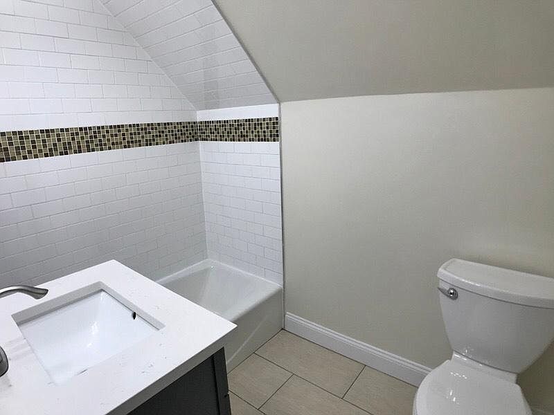 Bathroom 2 - 12 Harris St