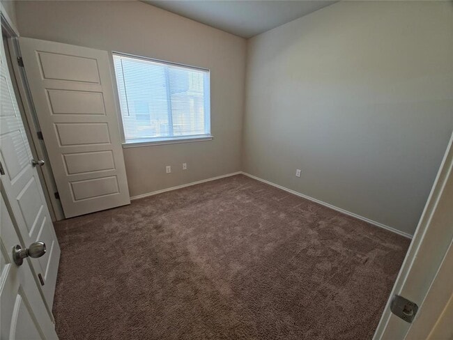 Building Photo - 1208 Garland Rd