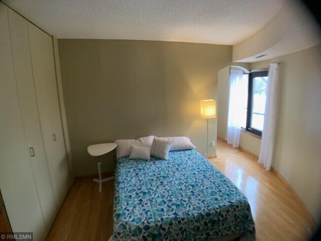 Building Photo - 3151 Dean Ct