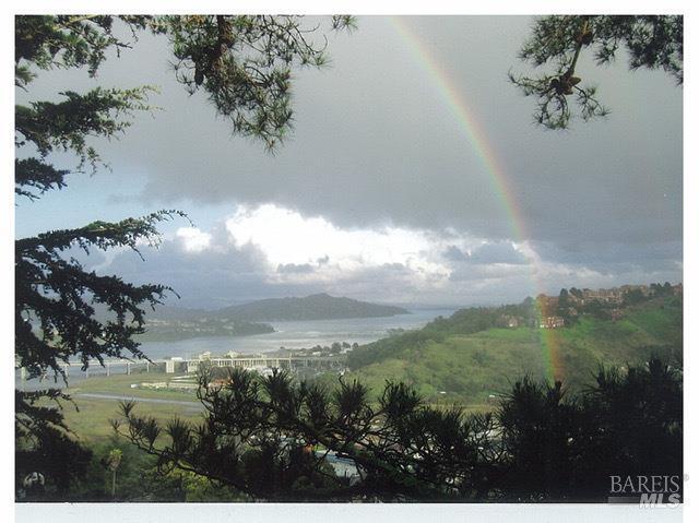 Building Photo - 201 Cleveland Ct