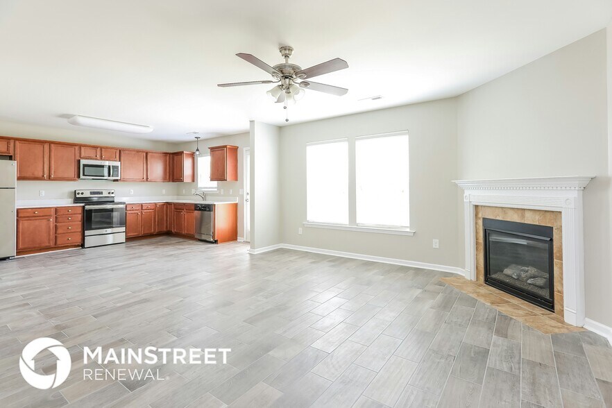 Building Photo - 5744 Misty Hill Cir