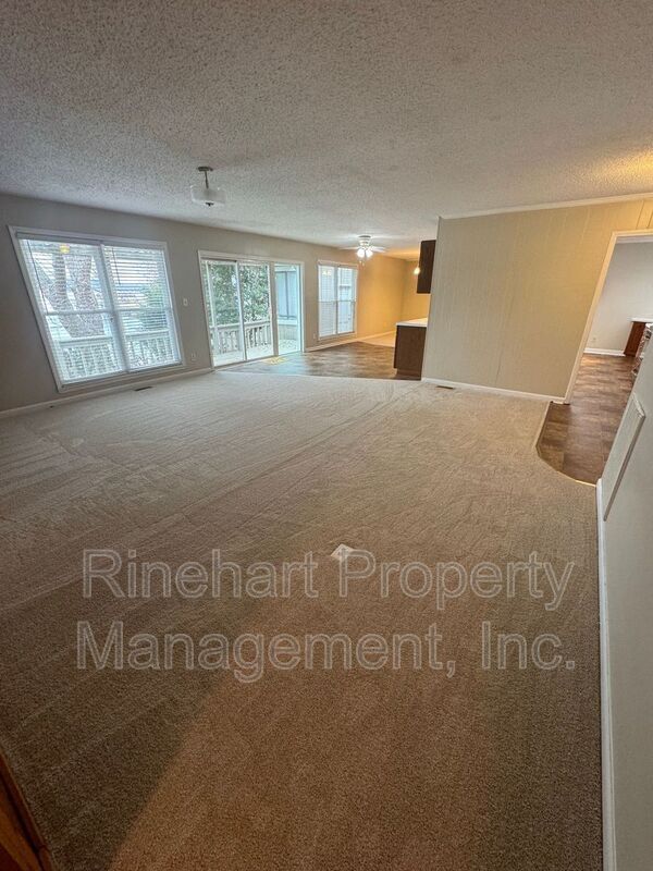 Building Photo - 4023 Windward Dr